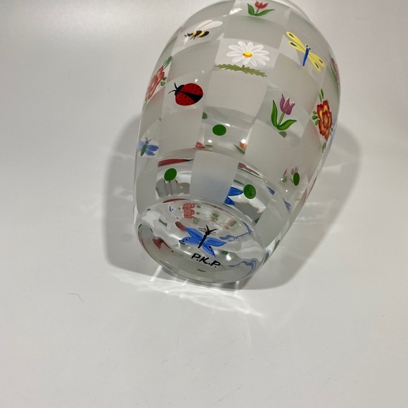 Lenox Nature’s Splendor Hand Painted Glass Vase - Picture 12 of 12